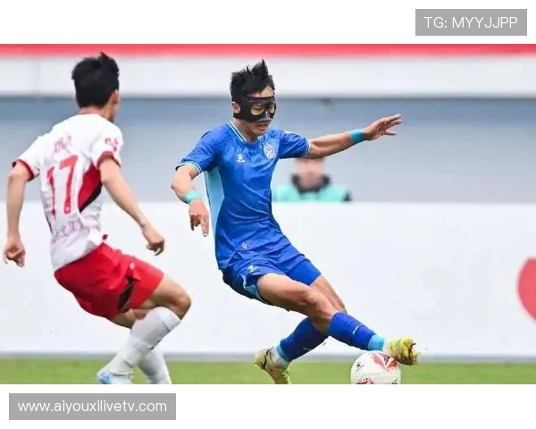 南特迎关键保级战,球迷氛围或成第十二人 南特迎关键保级战,球迷氛围或成第十二人